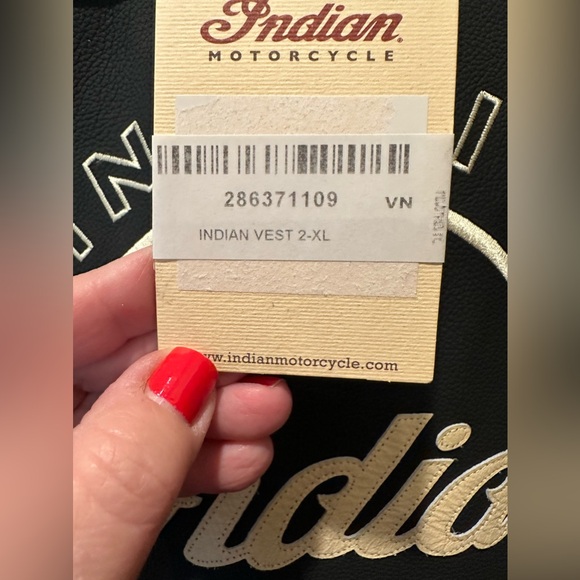 INDIAN MOTORCYCLE BRAND MEN’S GENUINE LEATHER VEST.  SIZE XL.  NWT’S. - Picture 5 of 8